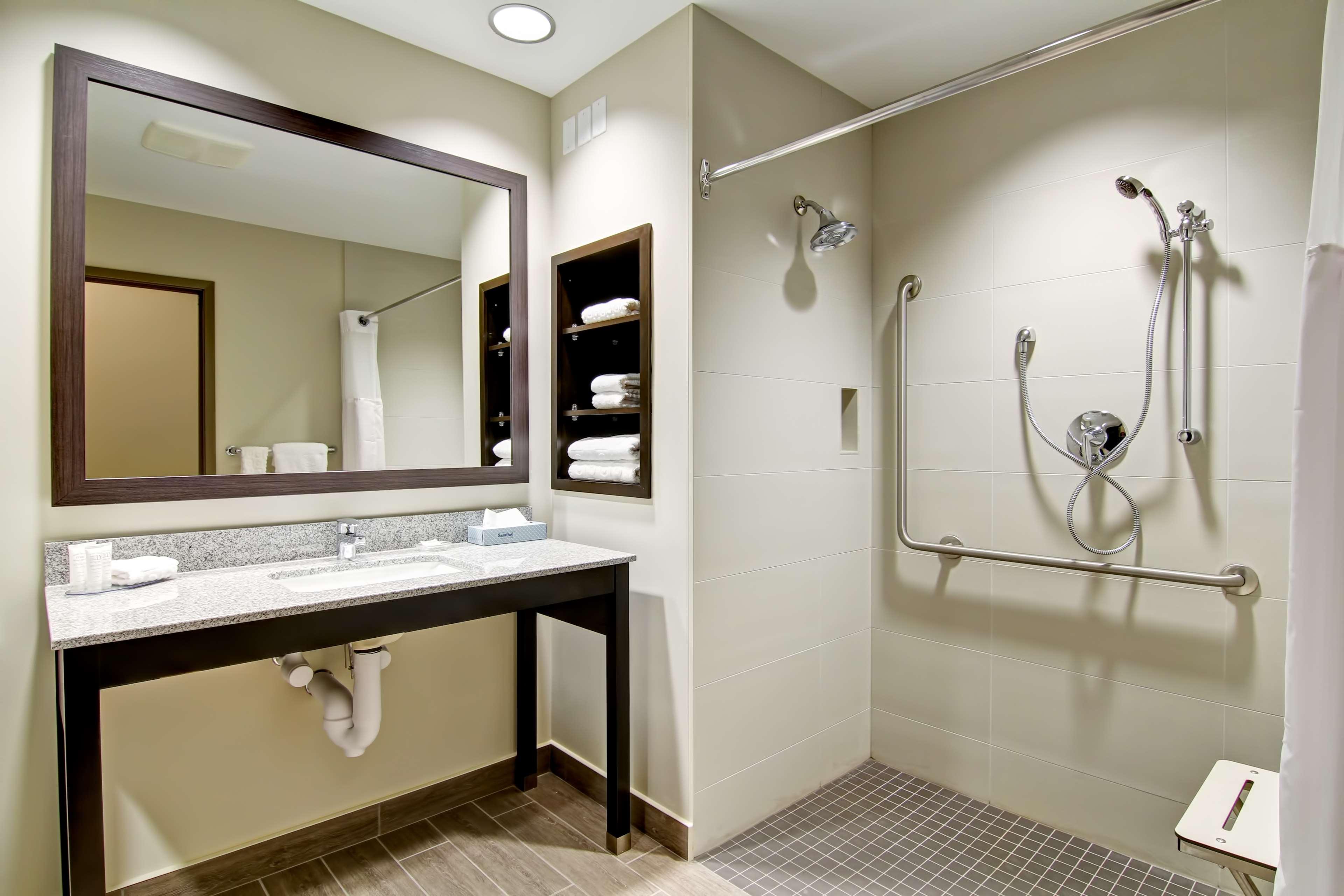 Best Western London Airport Inn&Suites Exterior foto