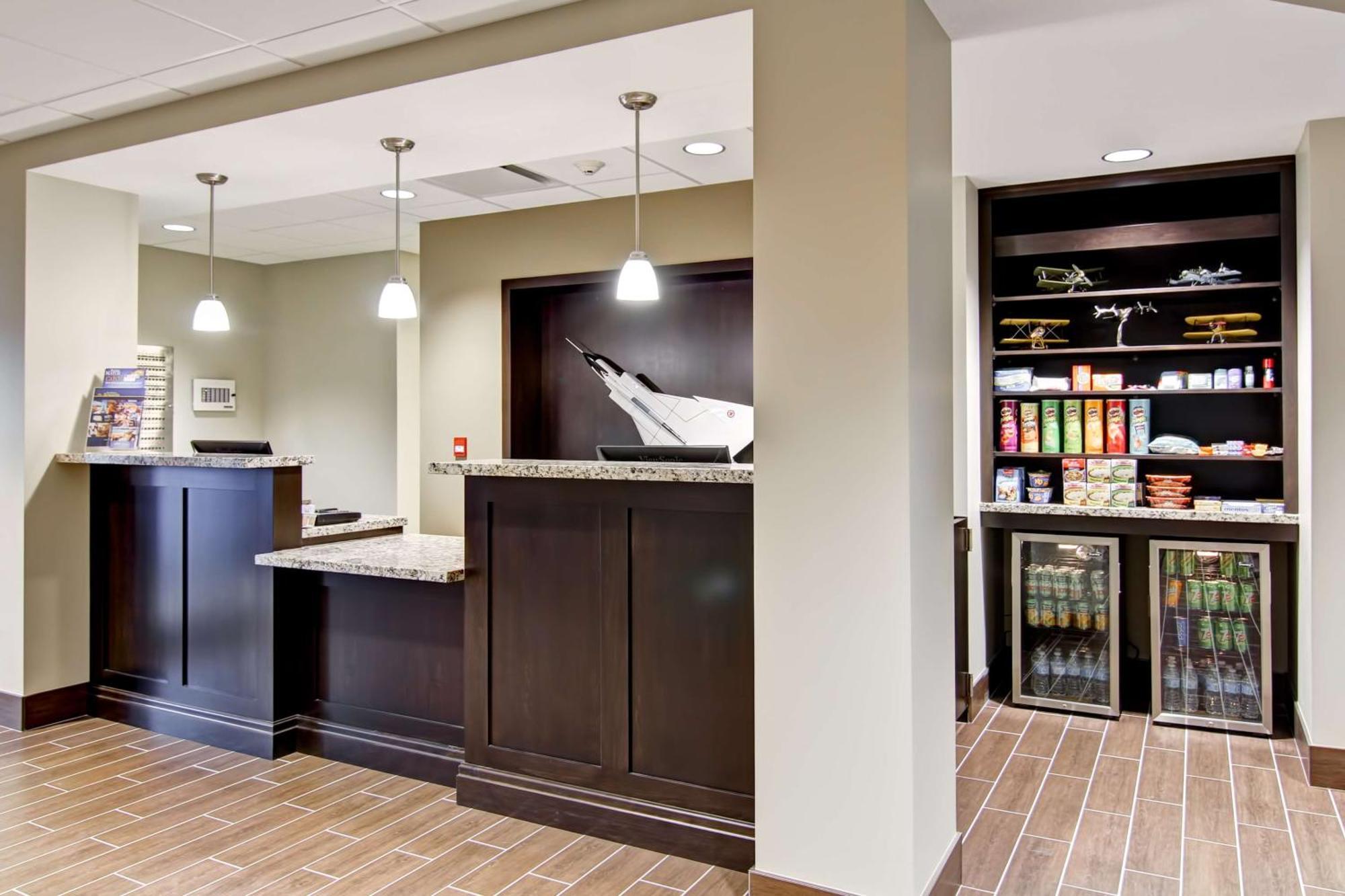 Best Western London Airport Inn&Suites Exterior foto