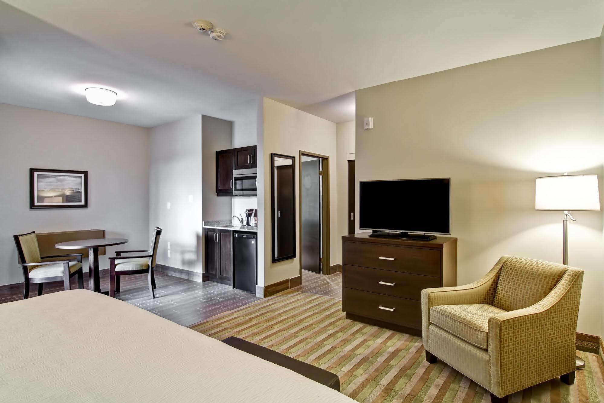Best Western London Airport Inn&Suites Exterior foto